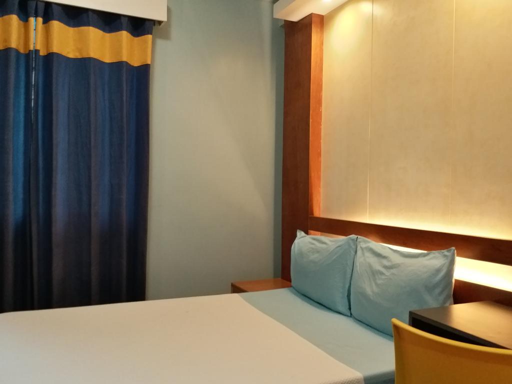Leesons Residences Манила Экстерьер фото