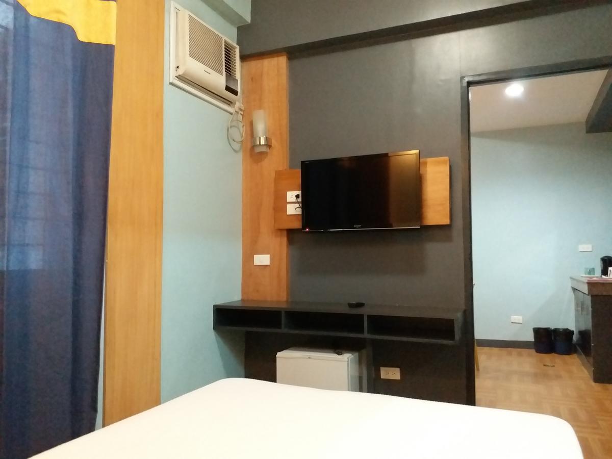 Leesons Residences Манила Экстерьер фото